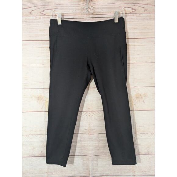 Zella Leggings Size Medium Black Womens Cropped Capri Mesh Pants Athletic - Picture 1 of 9